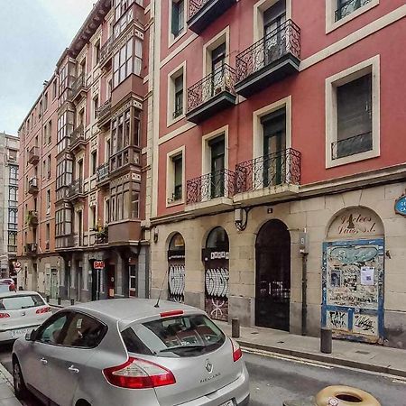 Vivienda Turistica Estilosa En La Zona Vieja Bilbao Eksteriør billede